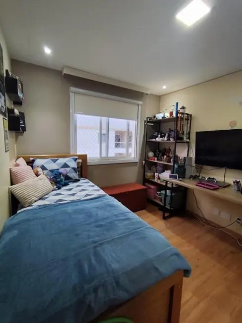 Apartamento com 2 quartos à venda, 60m2 em Corrêas, Petropolis - RJ - imagem 3 Foto 3 de Apartamento com 2 quartos à venda, 60m2 em Corrêas, Petropolis - RJ