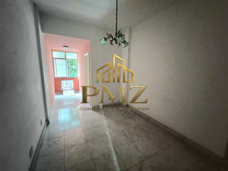 Foto 8 de Apartamento com 2 quartos à venda, 70m2 em Rio De Janeiro - RJ