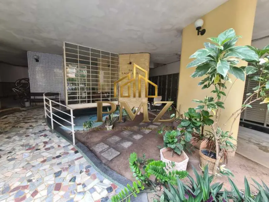 Foto 4 de Apartamento com 2 quartos à venda, 70m2 em Rio De Janeiro - RJ