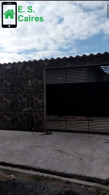 Foto 2 de Casa com 2 quartos à venda, 65m2 em Itanhaem - SP