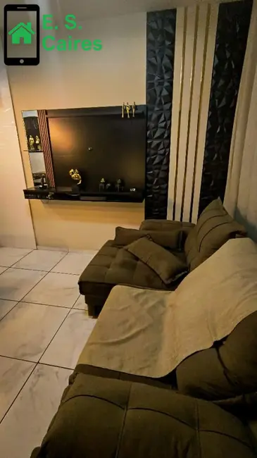 Casa com 2 quartos à venda, 65m2 em Maracanã, Praia Grande - SP - imagem 3 Foto 3 de Casa com 2 quartos à venda, 65m2 em Maracanã, Praia Grande - SP