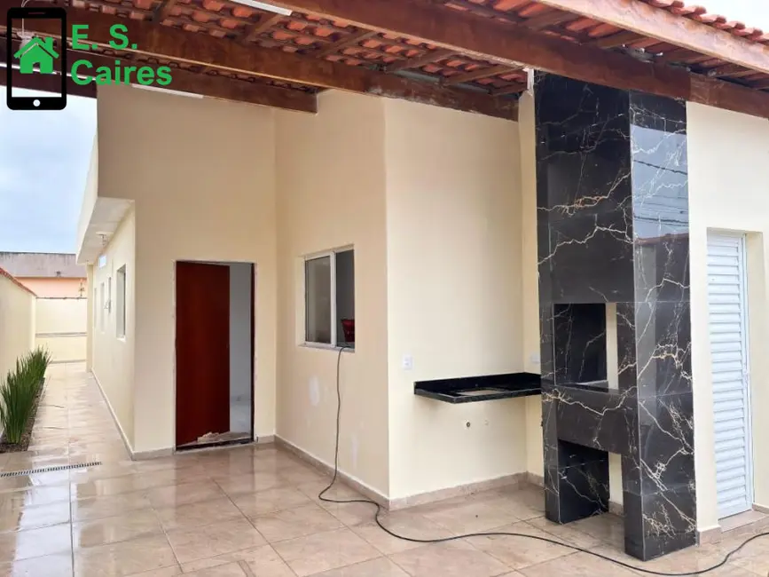 Foto 5 de Casa com 2 quartos à venda, 59m2 em Itanhaem - SP