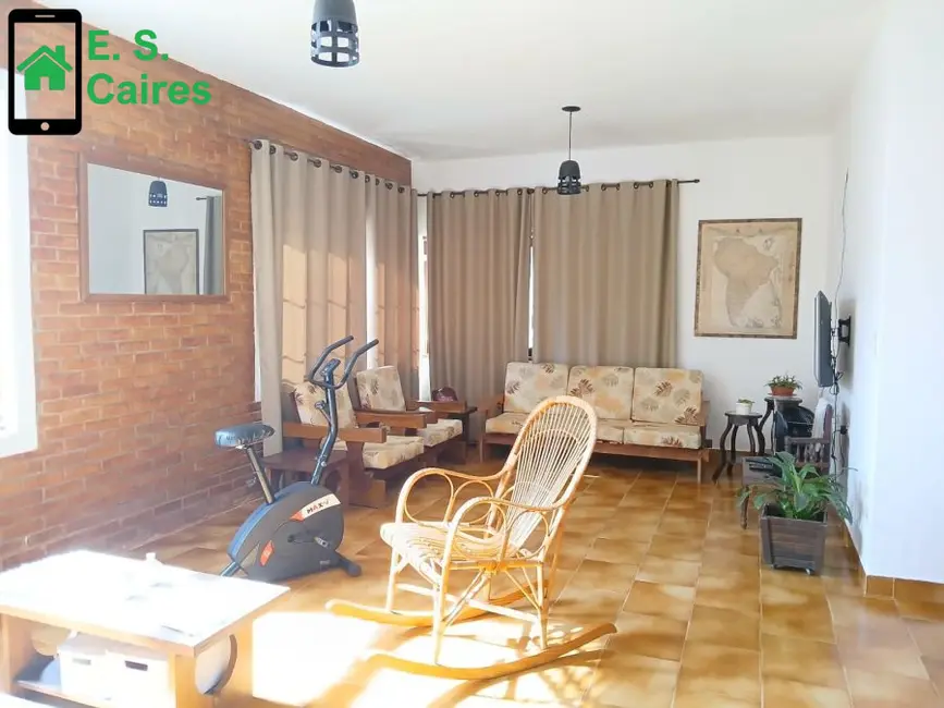 Casa com 3 quartos à venda, 167m2 em Centro, Itanhaem - SP - imagem 9 Foto 9 de Casa com 3 quartos à venda, 167m2 em Centro, Itanhaem - SP