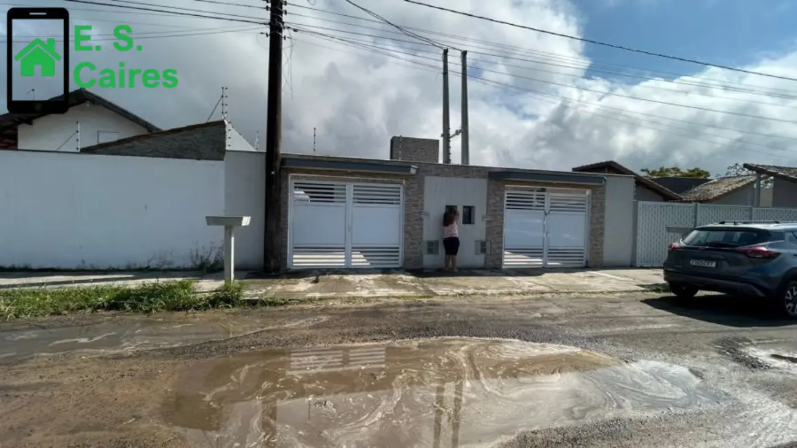 Foto 1 de Casa com 3 quartos à venda, 70m2 em Itanhaem - SP
