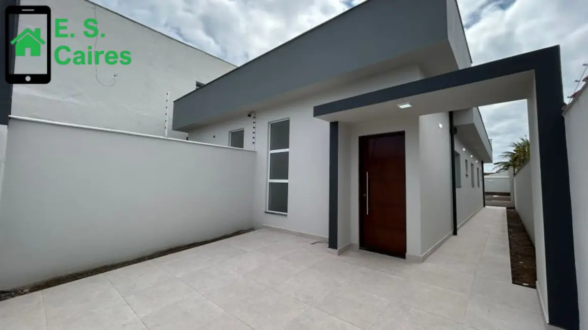 Foto 2 de Casa com 2 quartos à venda, 56m2 em Itanhaem - SP