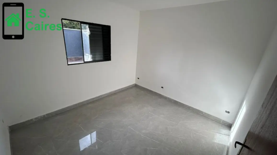 Foto 5 de Casa com 2 quartos à venda, 78m2 em Itanhaem - SP