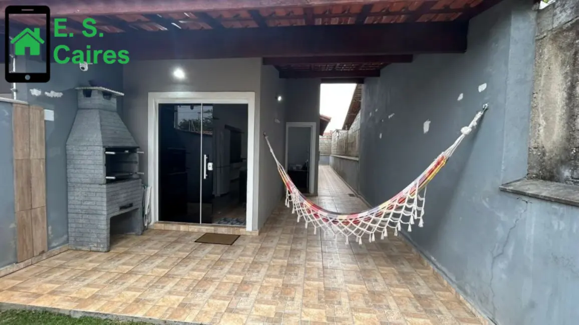 Foto 1 de Casa com 2 quartos à venda, 68m2 em Itanhaem - SP