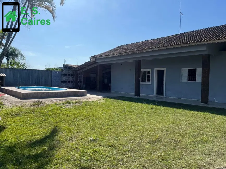 Foto 1 de Casa com 3 quartos à venda, 204m2 em Itanhaem - SP
