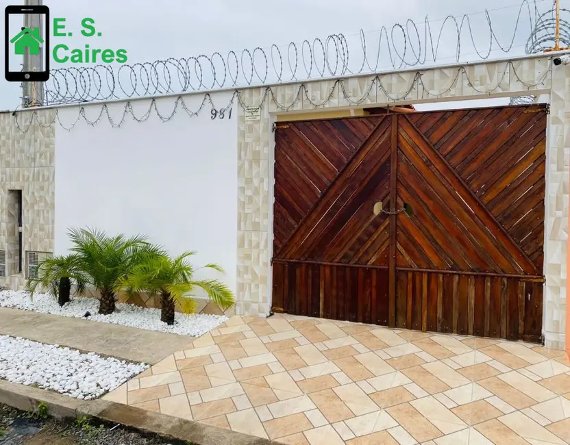 Foto 1 de Casa com 2 quartos à venda, 72m2 em Itanhaem - SP