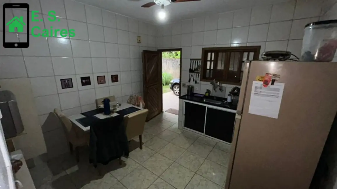 Foto 5 de Casa com 2 quartos à venda, 127m2 em Itanhaem - SP