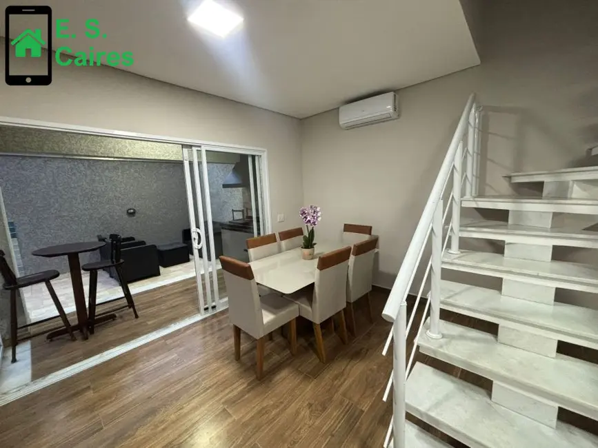 Foto 2 de Sobrado com 3 quartos à venda, 130m2 em Itanhaem - SP