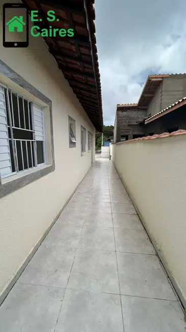 Foto 2 de Casa com 2 quartos à venda, 68m2 em Itanhaem - SP