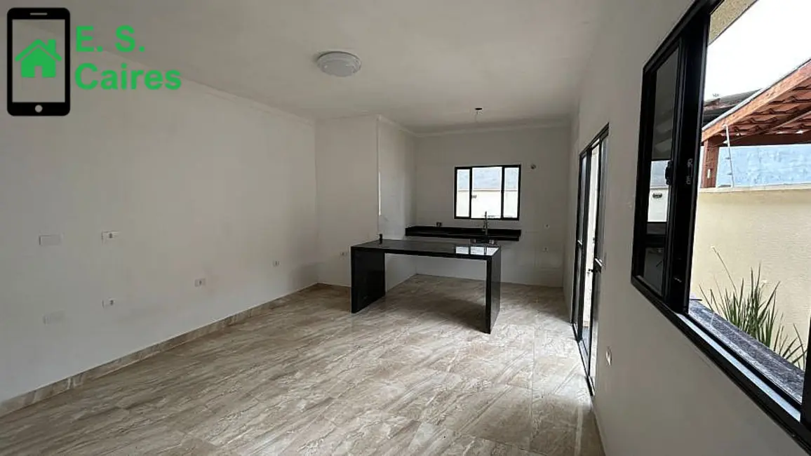 Foto 9 de Casa com 3 quartos à venda, 80m2 em Itanhaem - SP