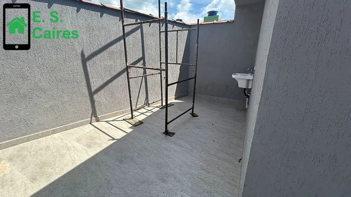 Foto 2 de Casa com 2 quartos à venda, 71m2 em Itanhaem - SP