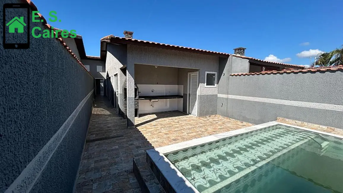 Foto 1 de Casa com 4 quartos à venda, 97m2 em Itanhaem - SP