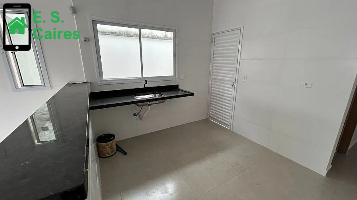 Foto 8 de Casa com 2 quartos à venda, 69m2 em Itanhaem - SP