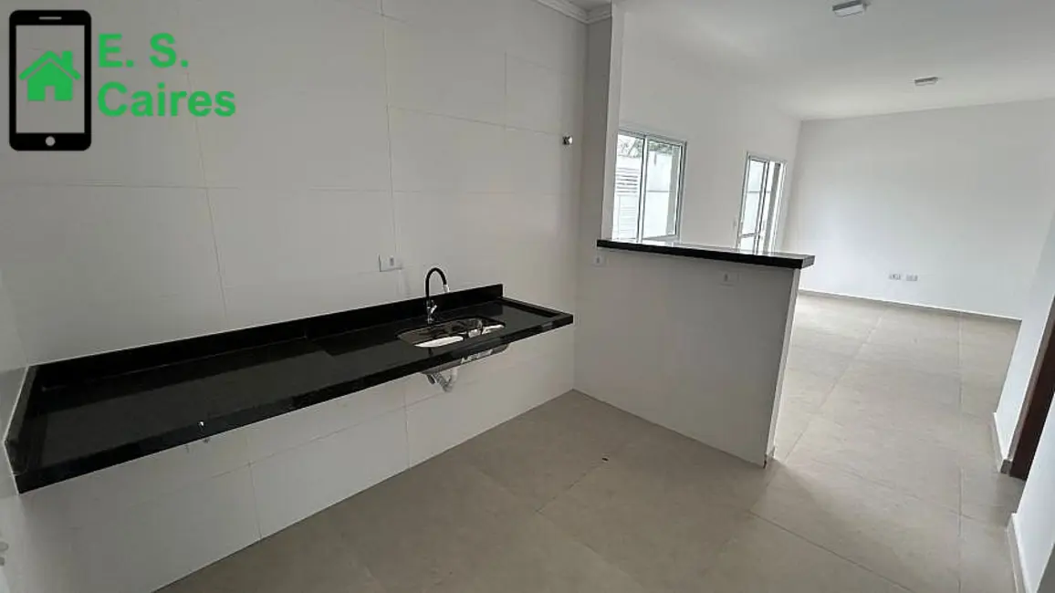 Foto 2 de Casa com 2 quartos à venda, 80m2 em Itanhaem - SP