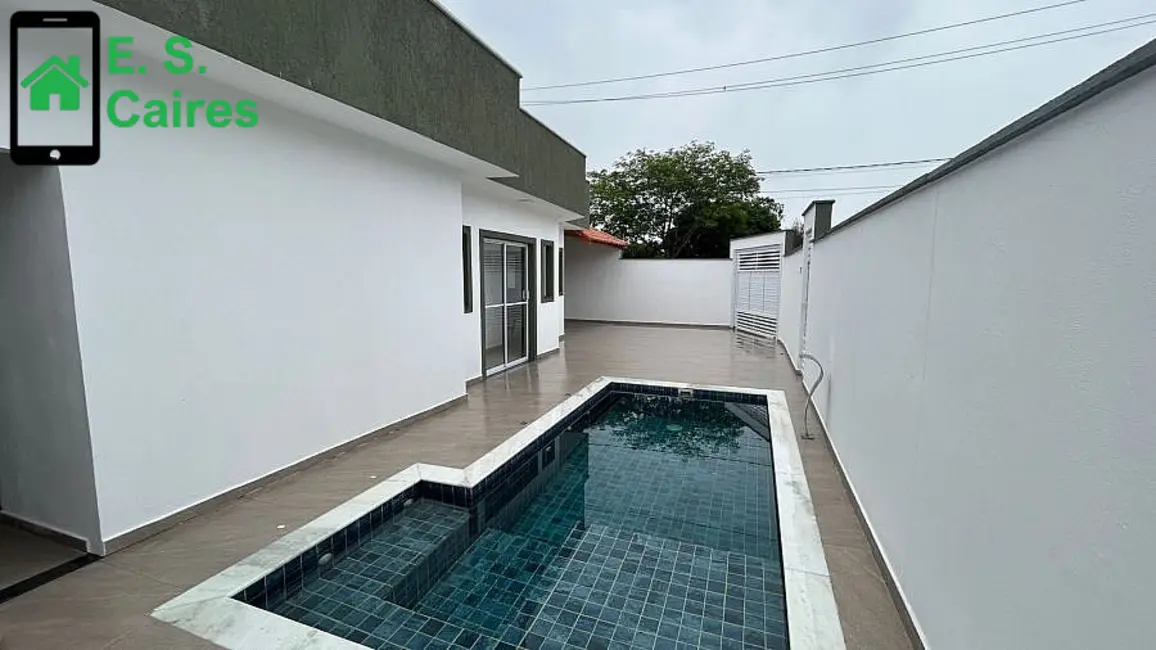 Foto 9 de Casa com 2 quartos à venda, 86m2 em Itanhaem - SP