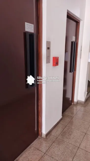 Apartamento com 3 quartos à venda, 91m2 em Centro Histórico, Porto Alegre - RS - imagem 4 Foto 4 de Apartamento com 3 quartos à venda, 91m2 em Centro Histórico, Porto Alegre - RS