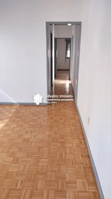 Apartamento com 3 quartos à venda, 91m2 em Centro Histórico, Porto Alegre - RS - imagem 6 Foto 6 de Apartamento com 3 quartos à venda, 91m2 em Centro Histórico, Porto Alegre - RS