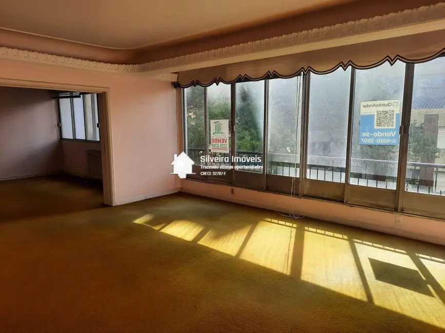 Apartamento com 3 quartos à venda, 172m2 em Centro Histórico, Porto Alegre - RS - imagem 6 Foto 6 de Apartamento com 3 quartos à venda, 172m2 em Centro Histórico, Porto Alegre - RS