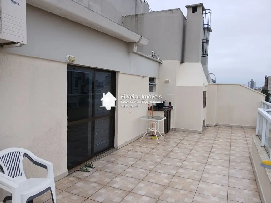 Cobertura com 3 quartos à venda, 155m2 em Menino Deus, Porto Alegre - RS - imagem 6 Foto 6 de Cobertura com 3 quartos à venda, 155m2 em Menino Deus, Porto Alegre - RS