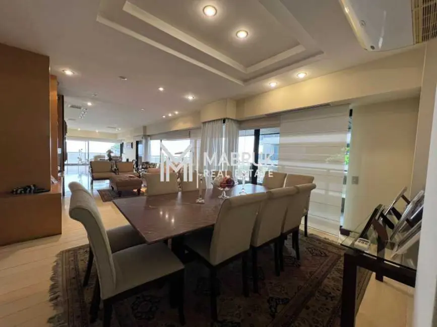 Foto 8 de Apartamento com 2 quartos à venda, 260m2 em Rio De Janeiro - RJ