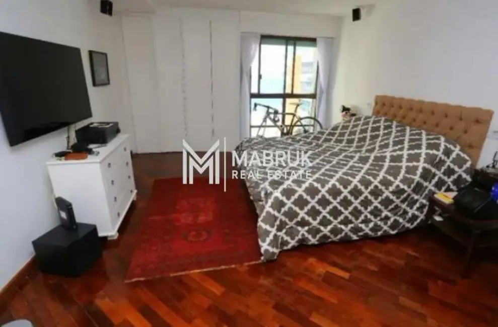 Foto 8 de Apartamento com 4 quartos à venda, 250m2 em Rio De Janeiro - RJ