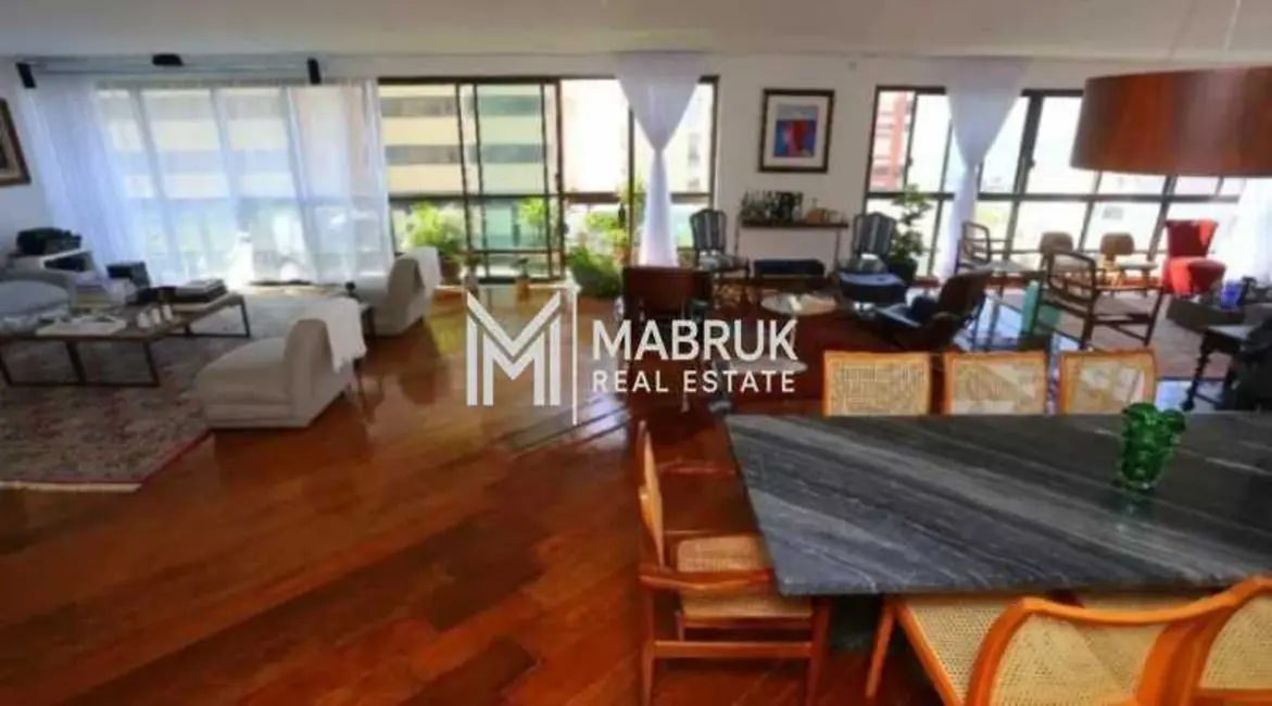 Foto 1 de Apartamento com 4 quartos à venda, 250m2 em Rio De Janeiro - RJ