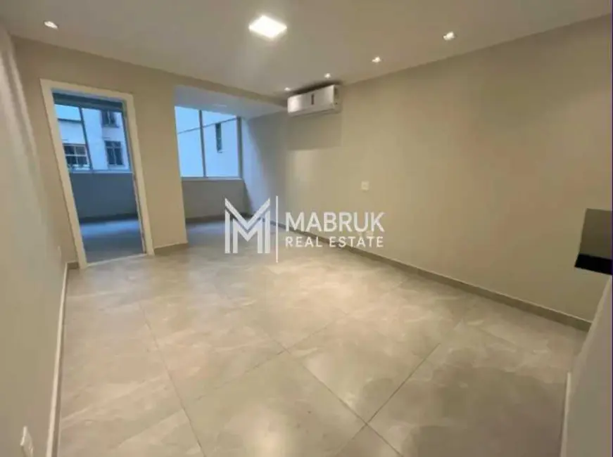 Foto 2 de Apartamento com 2 quartos à venda, 75m2 em Rio De Janeiro - RJ