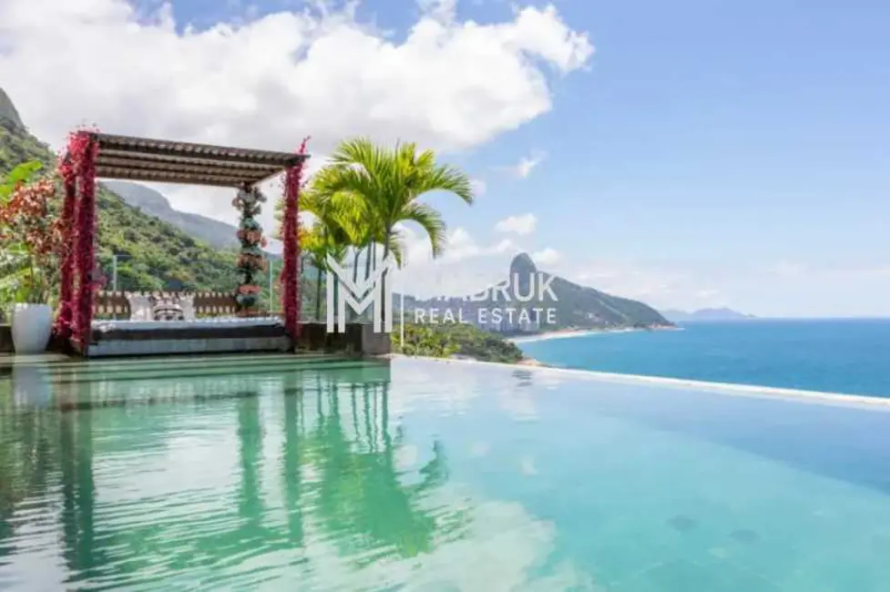 Foto 2 de Casa de Condomínio com 5 quartos à venda, 750m2 em Rio De Janeiro - RJ