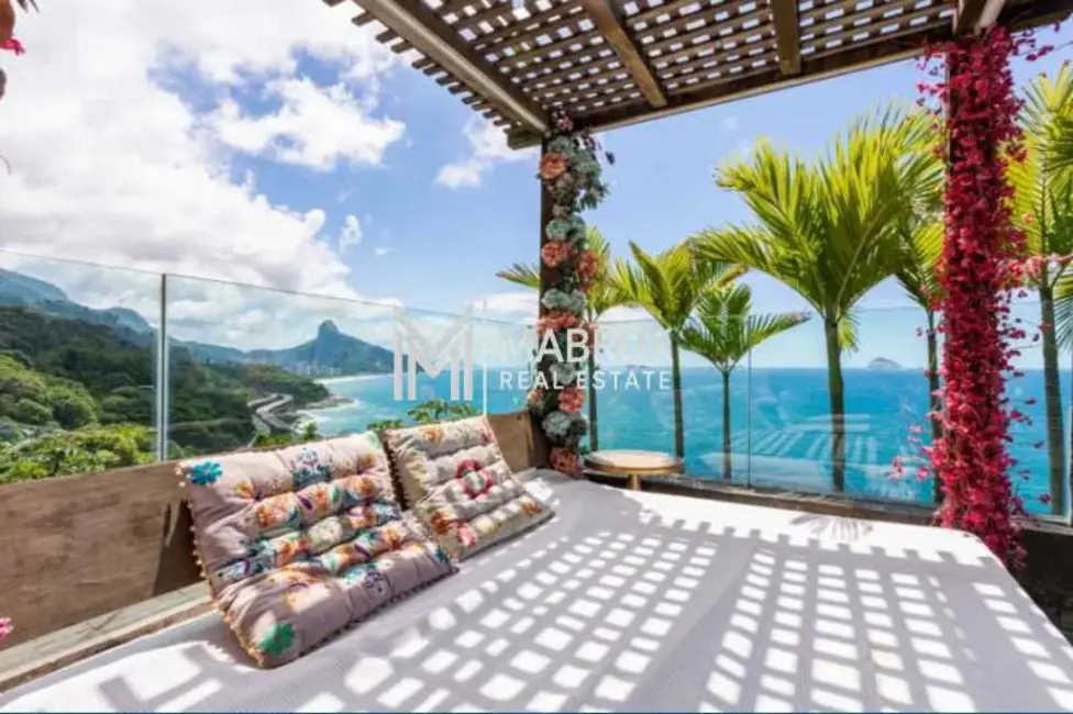 Foto 3 de Casa de Condomínio com 5 quartos à venda, 750m2 em Rio De Janeiro - RJ