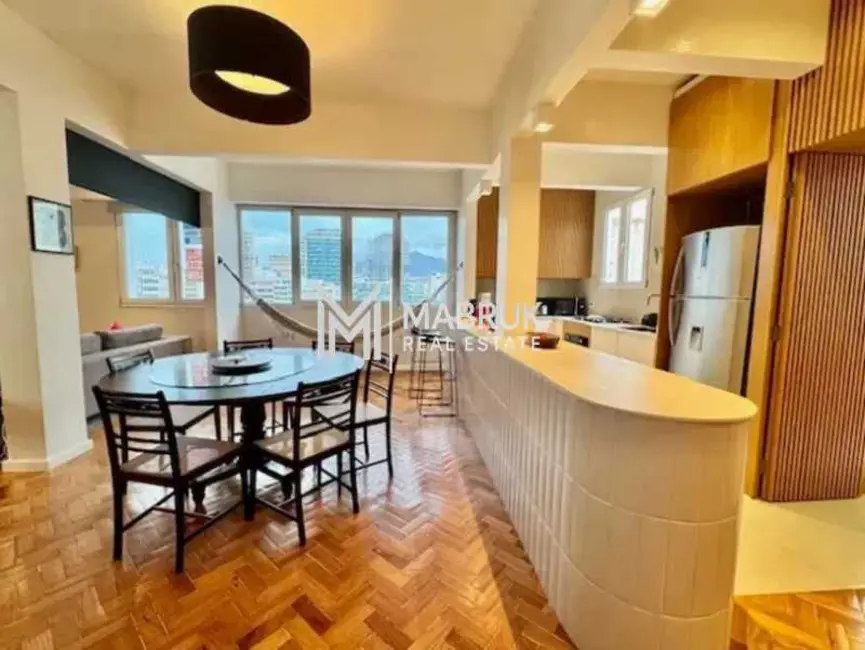 Foto 2 de Apartamento com 3 quartos à venda, 196m2 em Rio De Janeiro - RJ