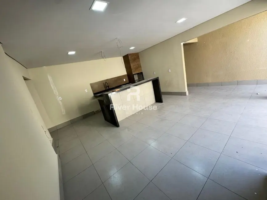 Casa com 3 quartos à venda, 300m2 em Tijucal, Cuiaba - MT - imagem 9 Foto 9 de Casa com 3 quartos à venda, 300m2 em Tijucal, Cuiaba - MT