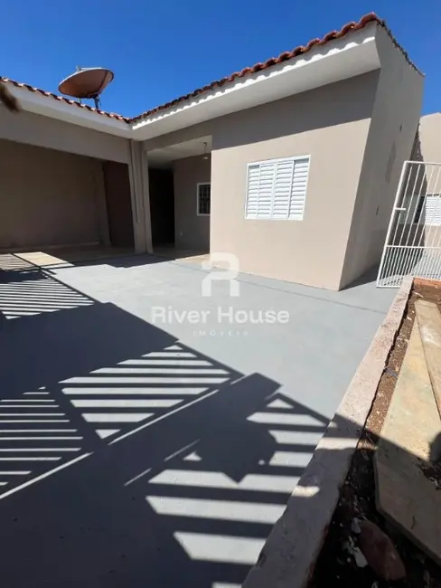 Casa com 3 quartos à venda, 160m2 em Jardim Universitário, Cuiaba - MT - imagem 1 Foto 1 de Casa com 3 quartos à venda, 160m2 em Jardim Universitário, Cuiaba - MT