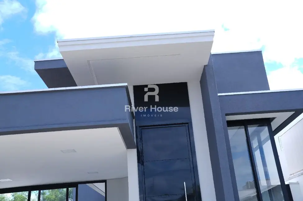 Foto 3 de Casa de Condomínio com 3 quartos à venda, 160m2 em Cuiaba - MT