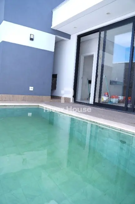 Foto 2 de Casa de Condomínio com 3 quartos à venda, 160m2 em Cuiaba - MT