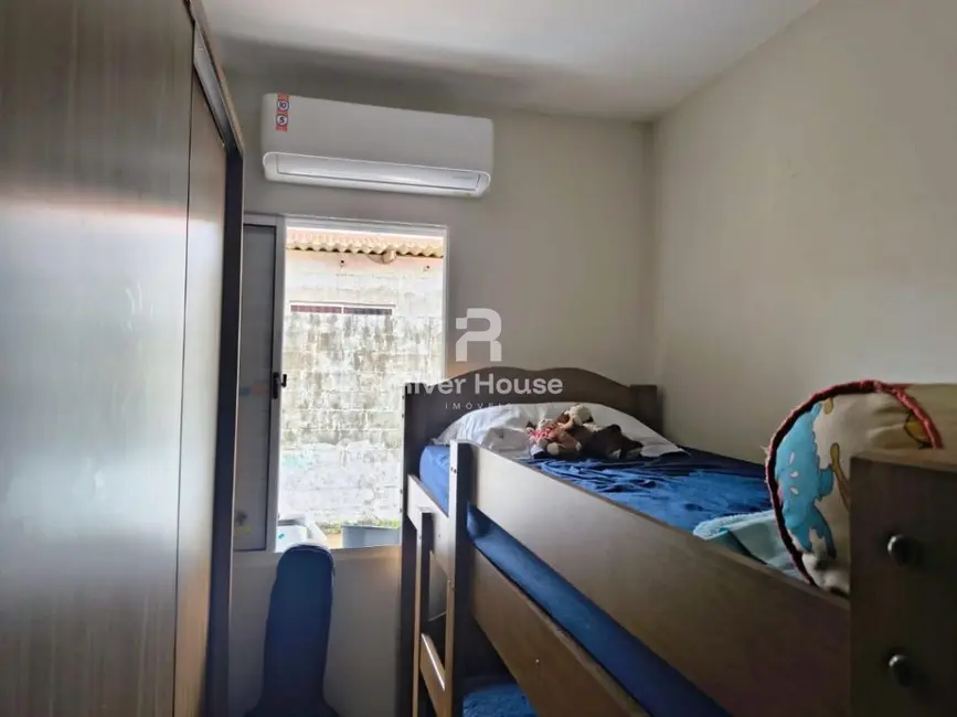 Foto 4 de Casa de Condomínio com 3 quartos à venda, 55m2 em Jardim Imperial, Cuiaba - MT