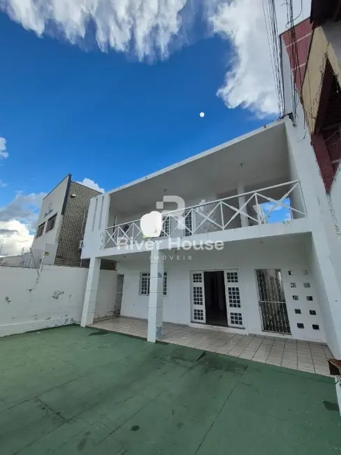Foto 2 de Sobrado com 5 quartos à venda, 422m2 em Dom Aquino, Cuiaba - MT