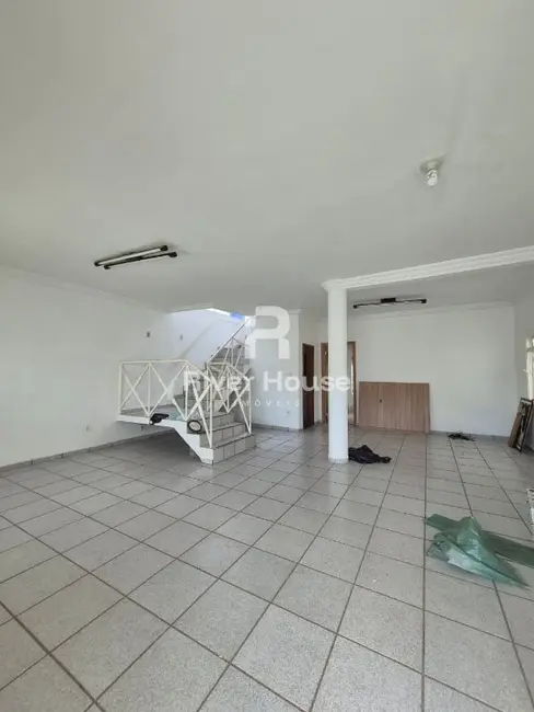 Foto 3 de Sobrado com 5 quartos à venda, 422m2 em Dom Aquino, Cuiaba - MT