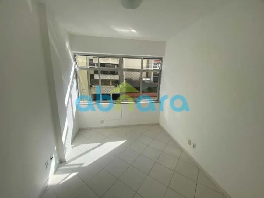 Foto 1 de Apartamento com 1 quarto à venda, 40m2 em Rio De Janeiro - RJ