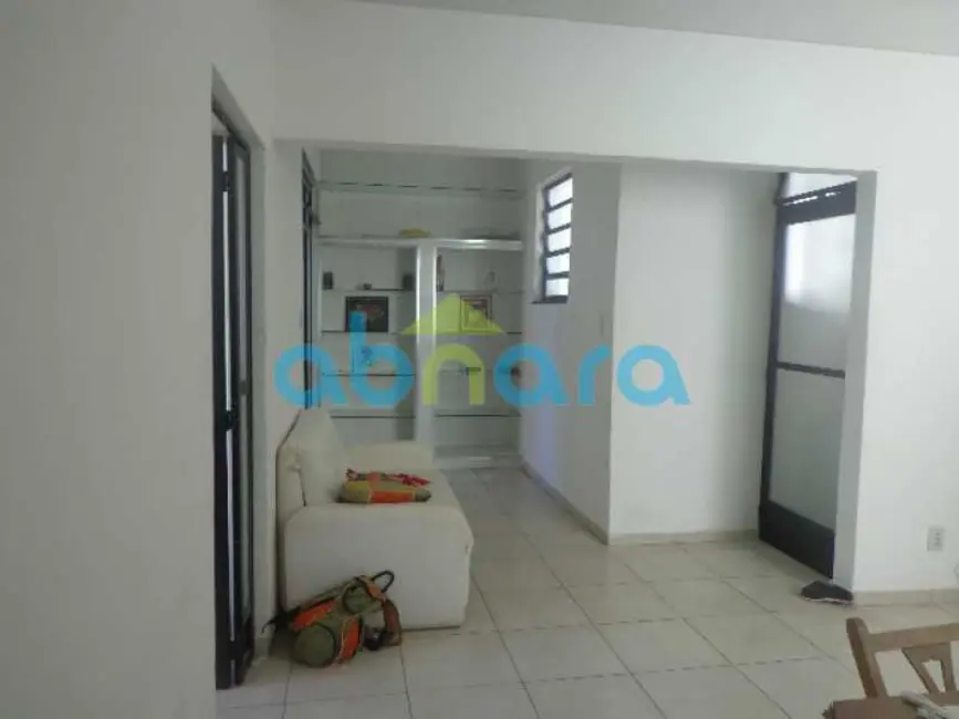 Foto 2 de Apartamento com 1 quarto à venda, 65m2 em Rio De Janeiro - RJ