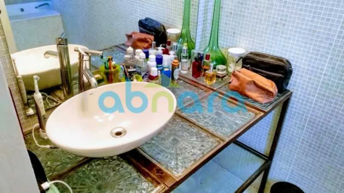 Foto 8 de Apartamento com 2 quartos à venda, 95m2 em Rio De Janeiro - RJ