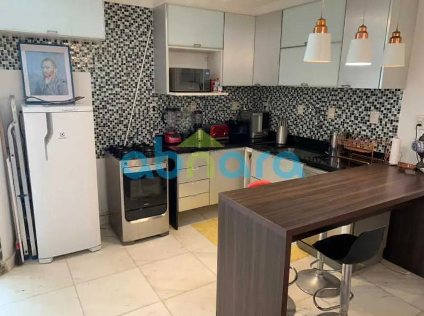 Foto 7 de Apartamento com 2 quartos à venda, 70m2 em Rio De Janeiro - RJ