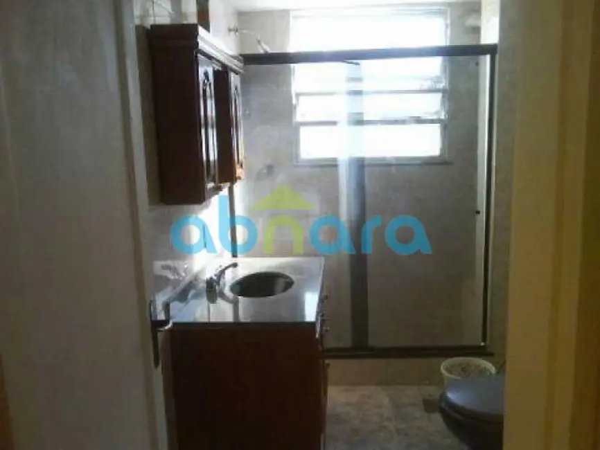 Foto 8 de Apartamento com 2 quartos à venda, 70m2 em Rio De Janeiro - RJ