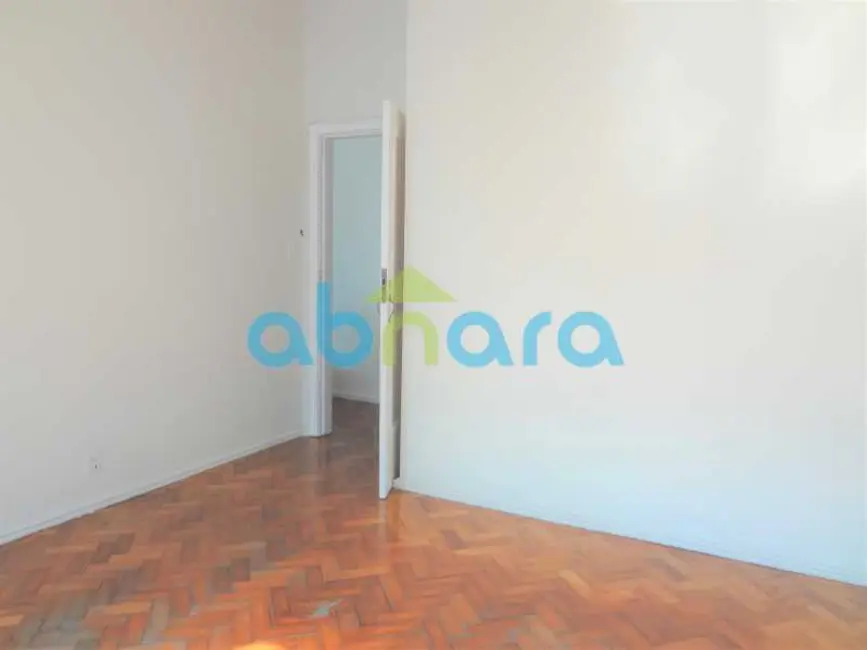 Apartamento com 2 quartos à venda, 72m2 em Rio De Janeiro - RJ - imagem 9 Foto 9 de Apartamento com 2 quartos à venda, 72m2 em Rio De Janeiro - RJ