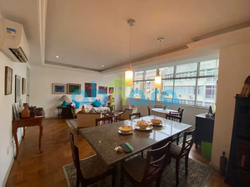 Foto 2 de Apartamento com 2 quartos à venda, 120m2 em Rio De Janeiro - RJ