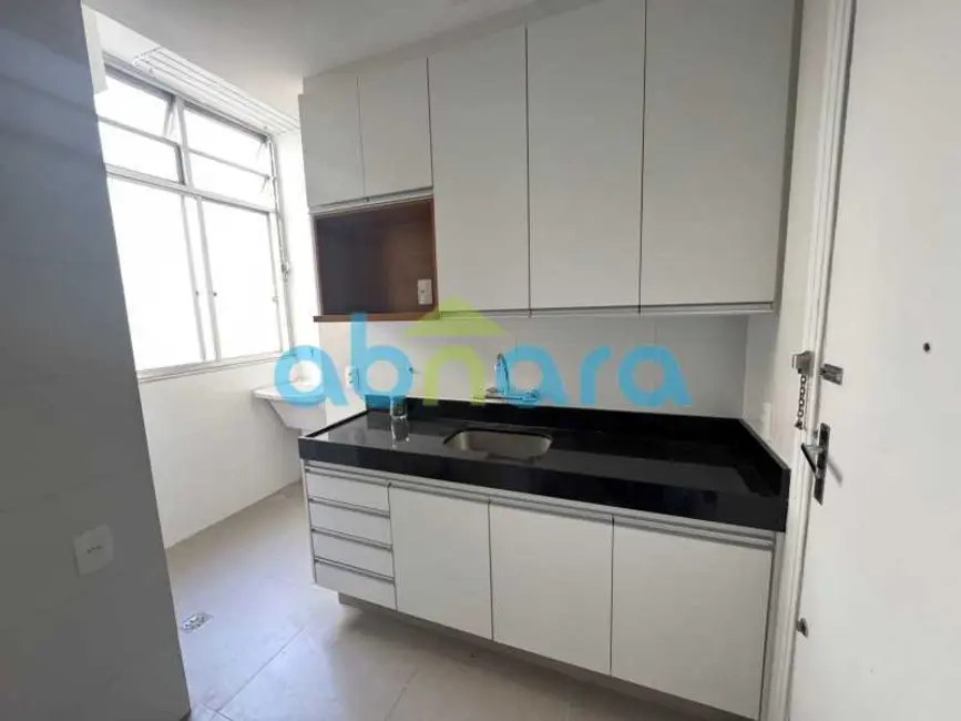Foto 7 de Apartamento com 2 quartos à venda, 70m2 em Rio De Janeiro - RJ