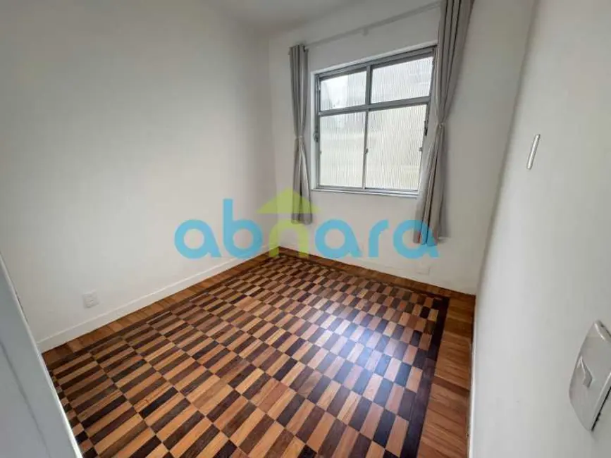 Foto 6 de Apartamento com 2 quartos à venda, 70m2 em Rio De Janeiro - RJ