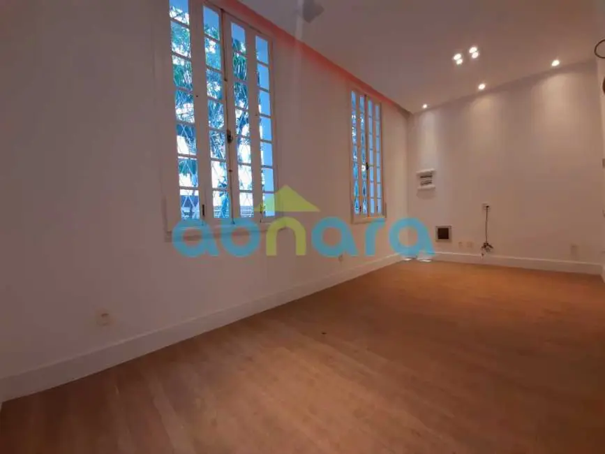 Foto 3 de Apartamento com 2 quartos à venda, 110m2 em Rio De Janeiro - RJ